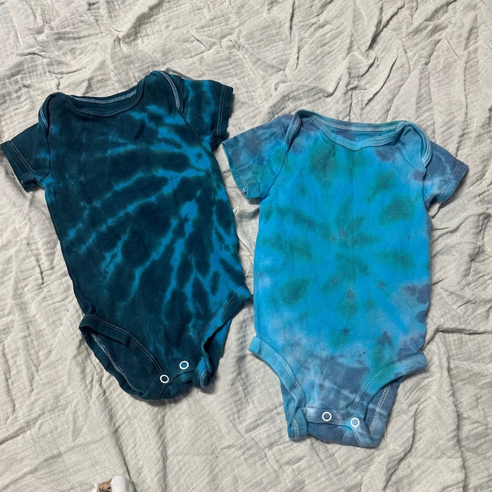 Blue Tie-Dye onesie Set